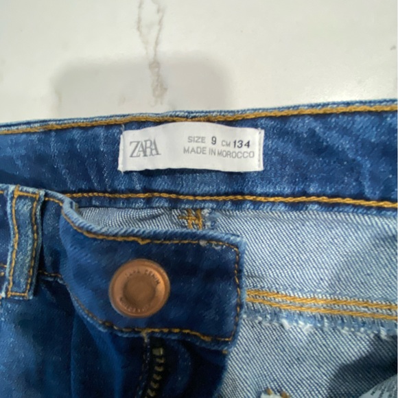 ZARA GIRLS FLARE JEANS BOOTS CUT JEANS SIZE 9 - Picture 3 of 4